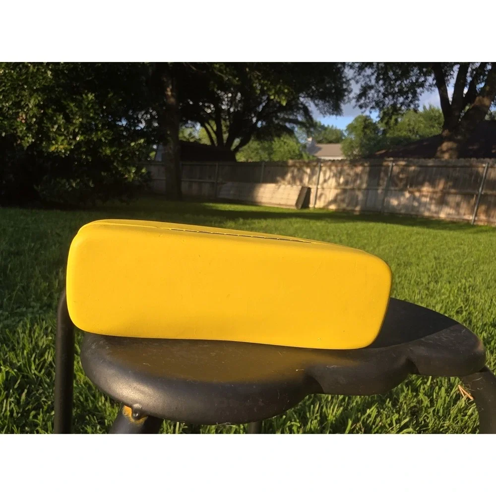 RAY-BAN Eyeglass Sunglass Case Hard Shell Vibrant YELLOW Flip Top Red Interior